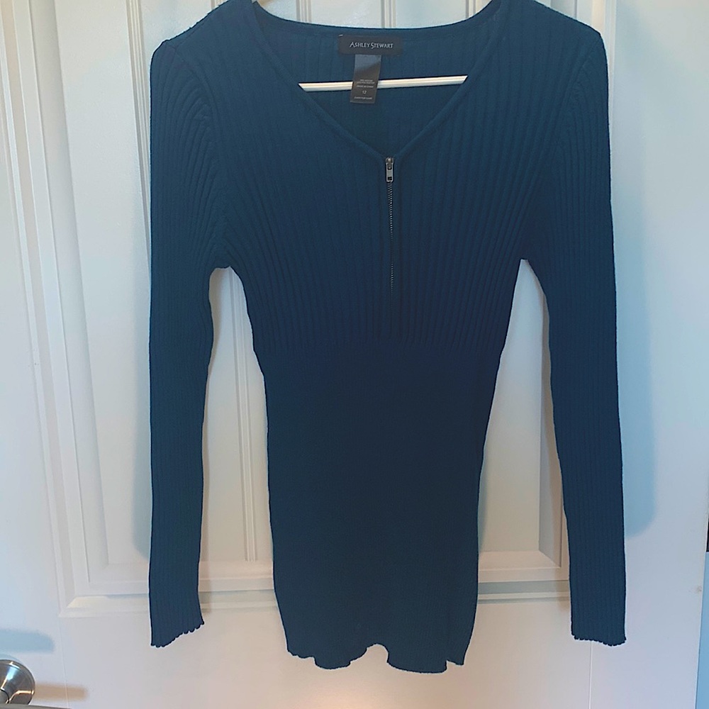 🔥2/$20🔥 Long sleeve ribbed sweater Sz 12